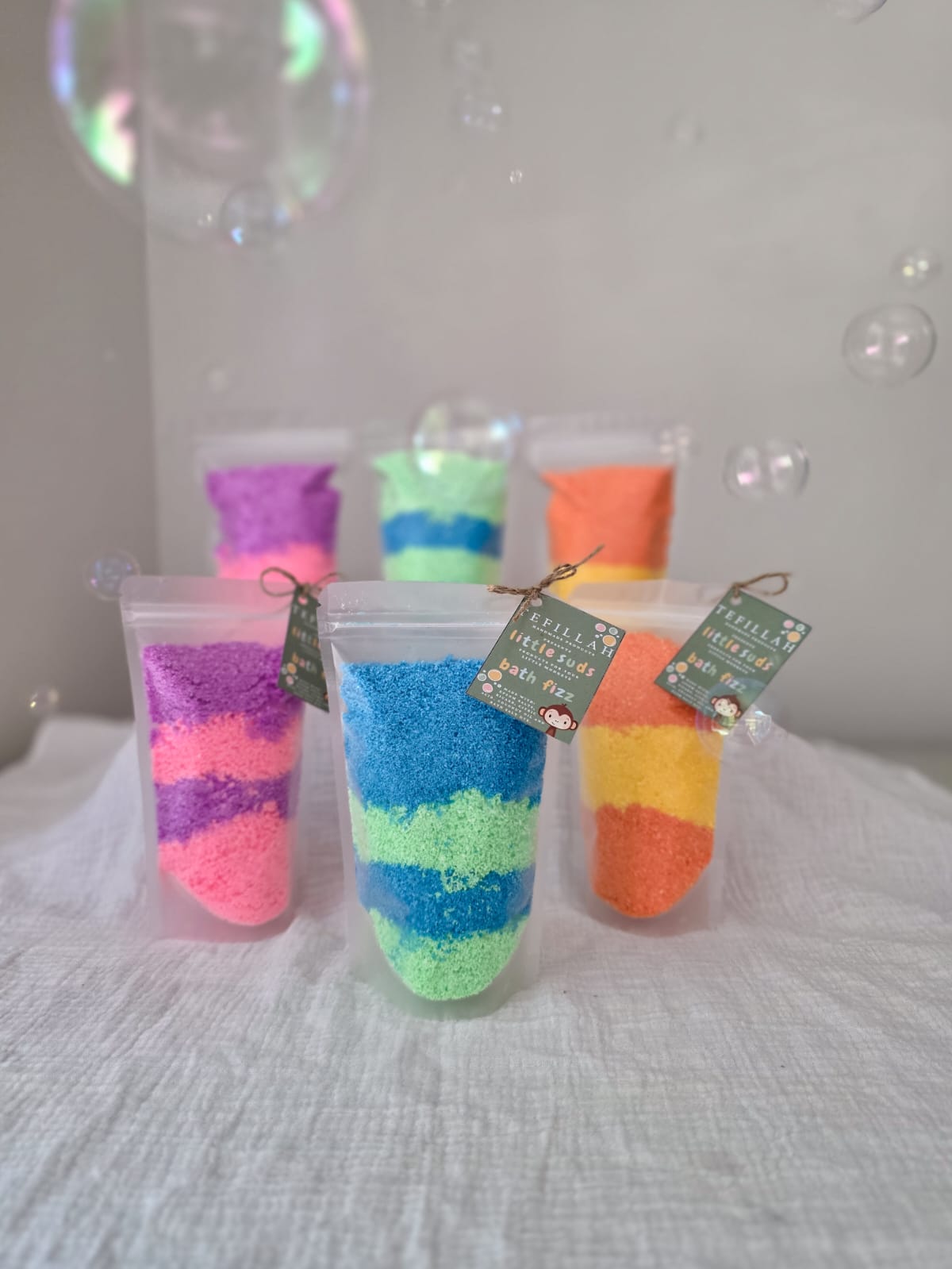 Homemade Bath Fizz by Tefillah Handmade Products, a fun and colourful fizzing bath salt for kids